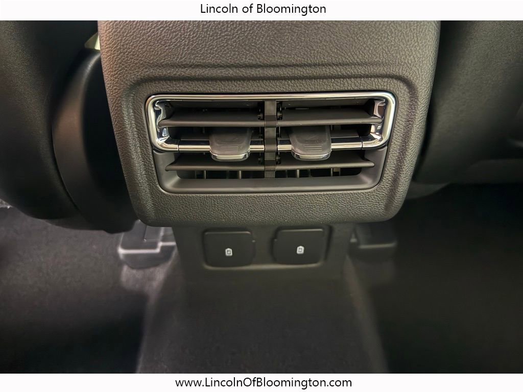 New 2026 Lincoln Corsair Premiere image 38