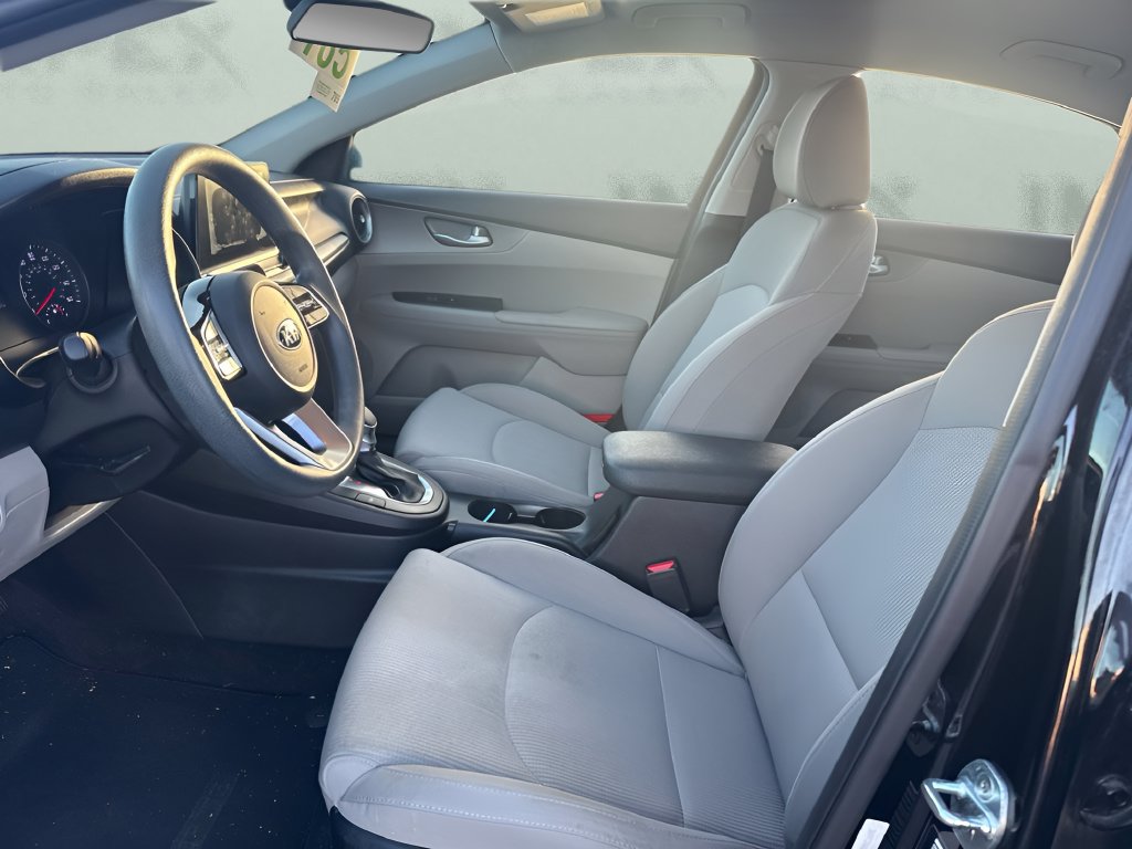 Used 2019 Kia Forte LXS FWD image 9