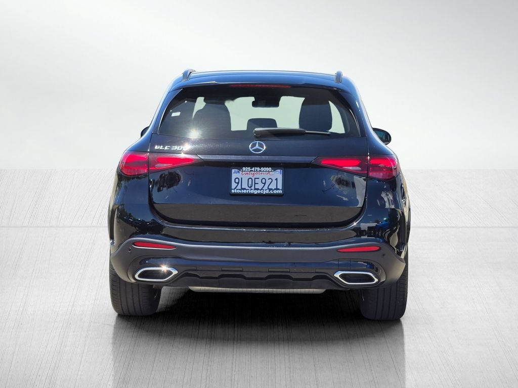 Used 2024 Mercedes-Benz GLC 300 w/ AMG Line image 5