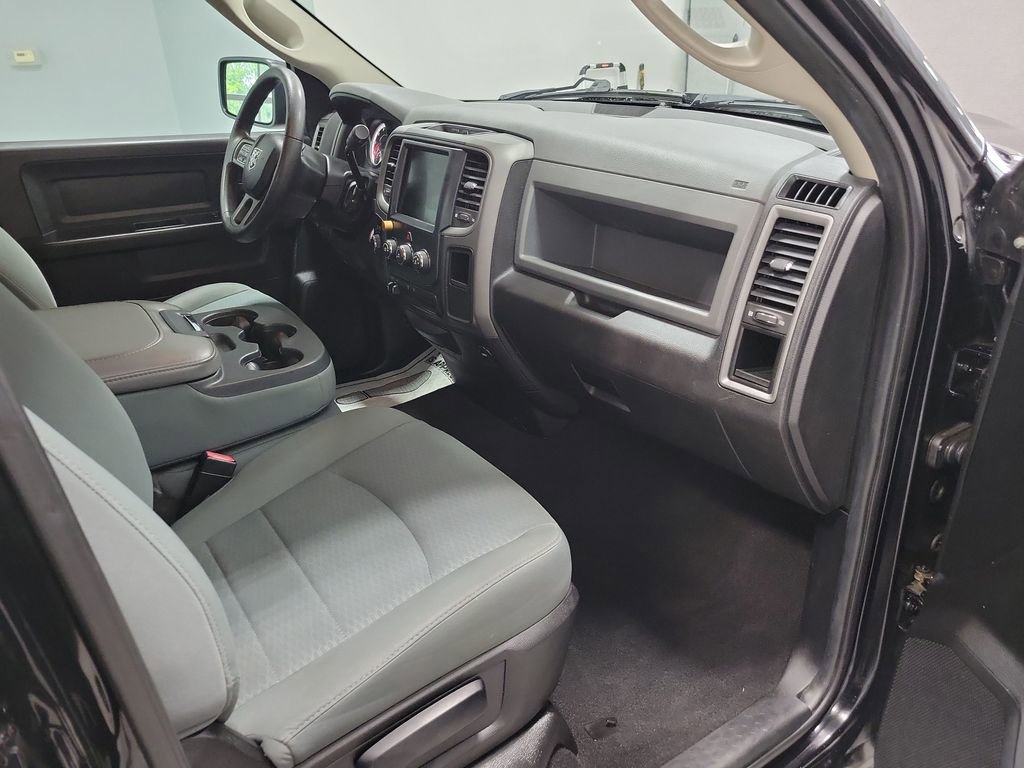 Used 2014 RAM 1500 Express w/ Black Ram 1500 Express Group AWD/4WD image 18