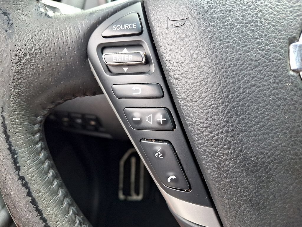 Used 2013 Nissan Murano LE w/ Platinum Pkg AWD/4WD image 26