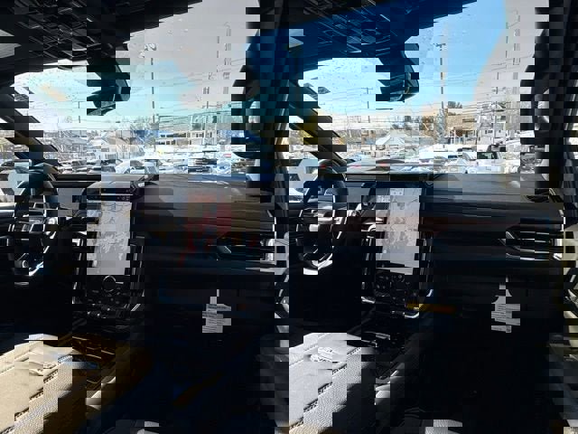 New 2026 GMC Yukon Denali w/ Denali Reserve Package image 23