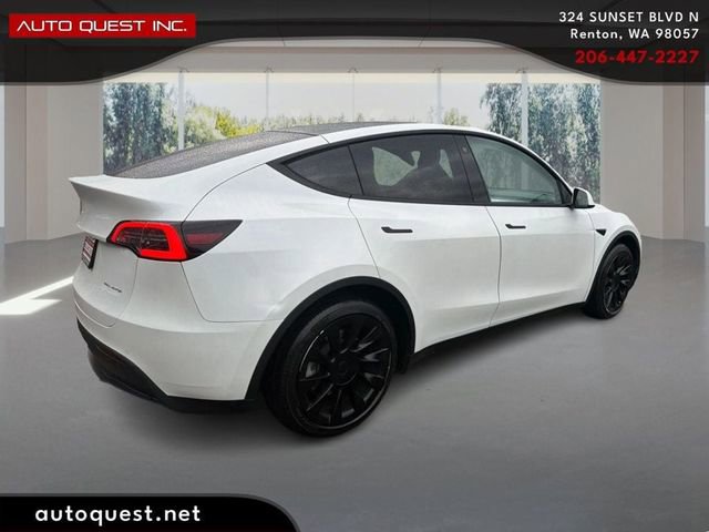 Used 2020 Tesla Model Y Long Range image 5