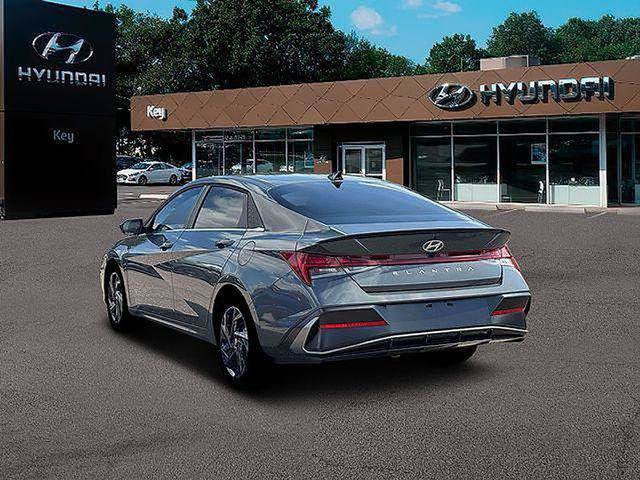 New 2026 Hyundai Elantra SEL Sport FWD image 7