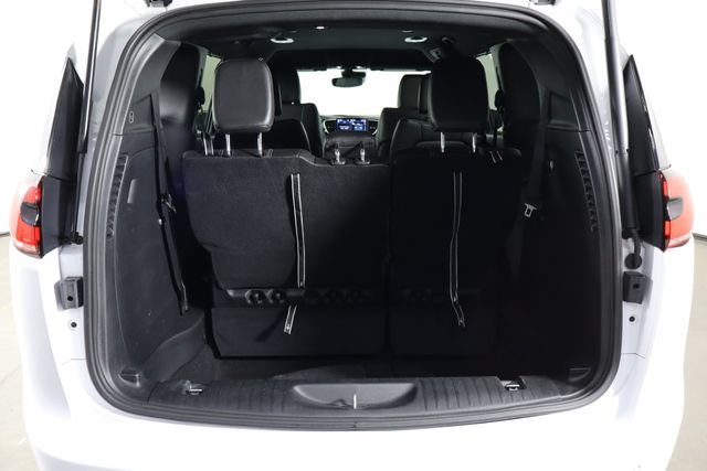 Used 2025 Chrysler Pacifica Select AWD/4WD image 11