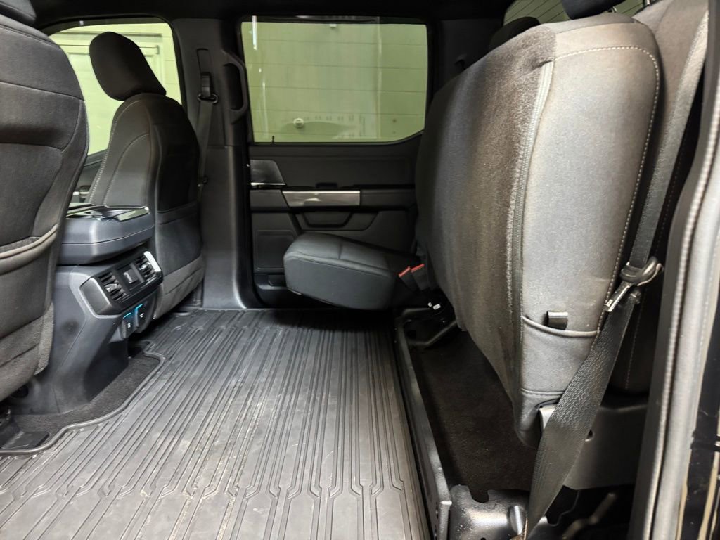 Used 2022 Ford F150 XLT w/ Equipment Group 302A High image 17