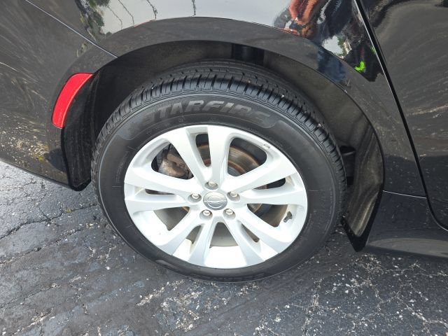 Used 2016 Chrysler 200 Limited FWD image 45