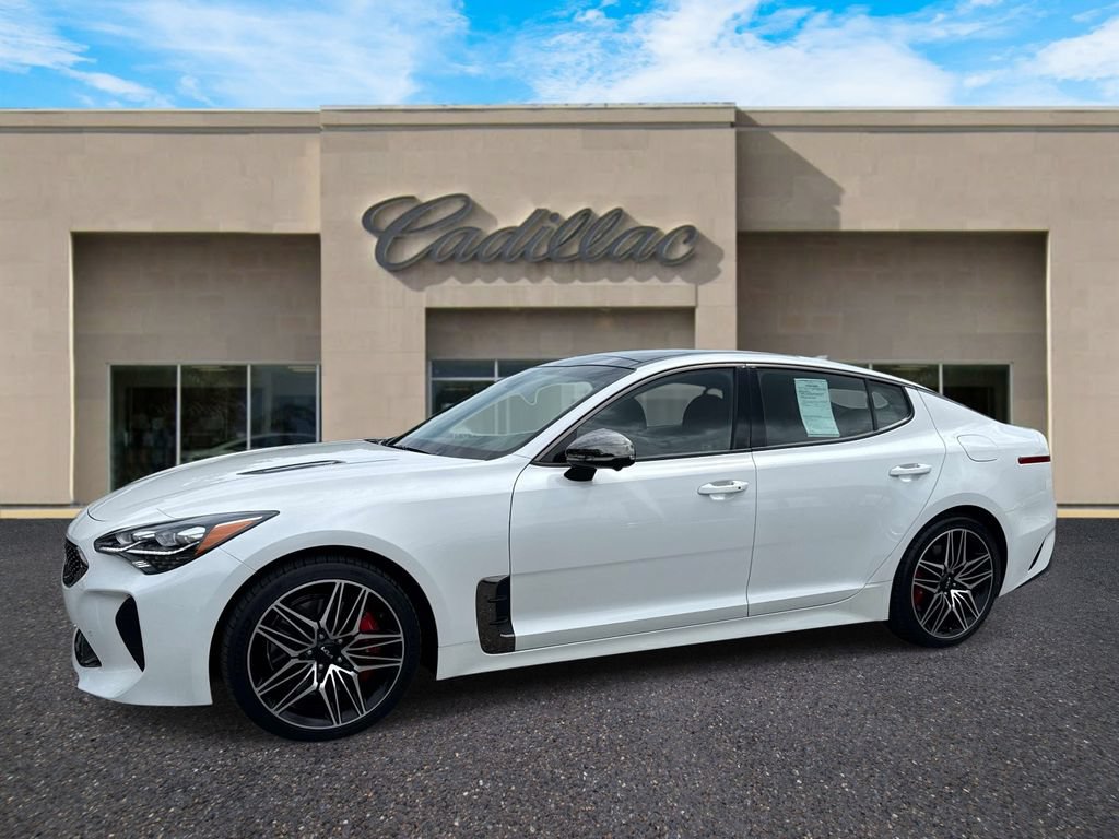 Used 2022 Kia Stinger GT2 w/ Red Interior Color Package RWD image 7