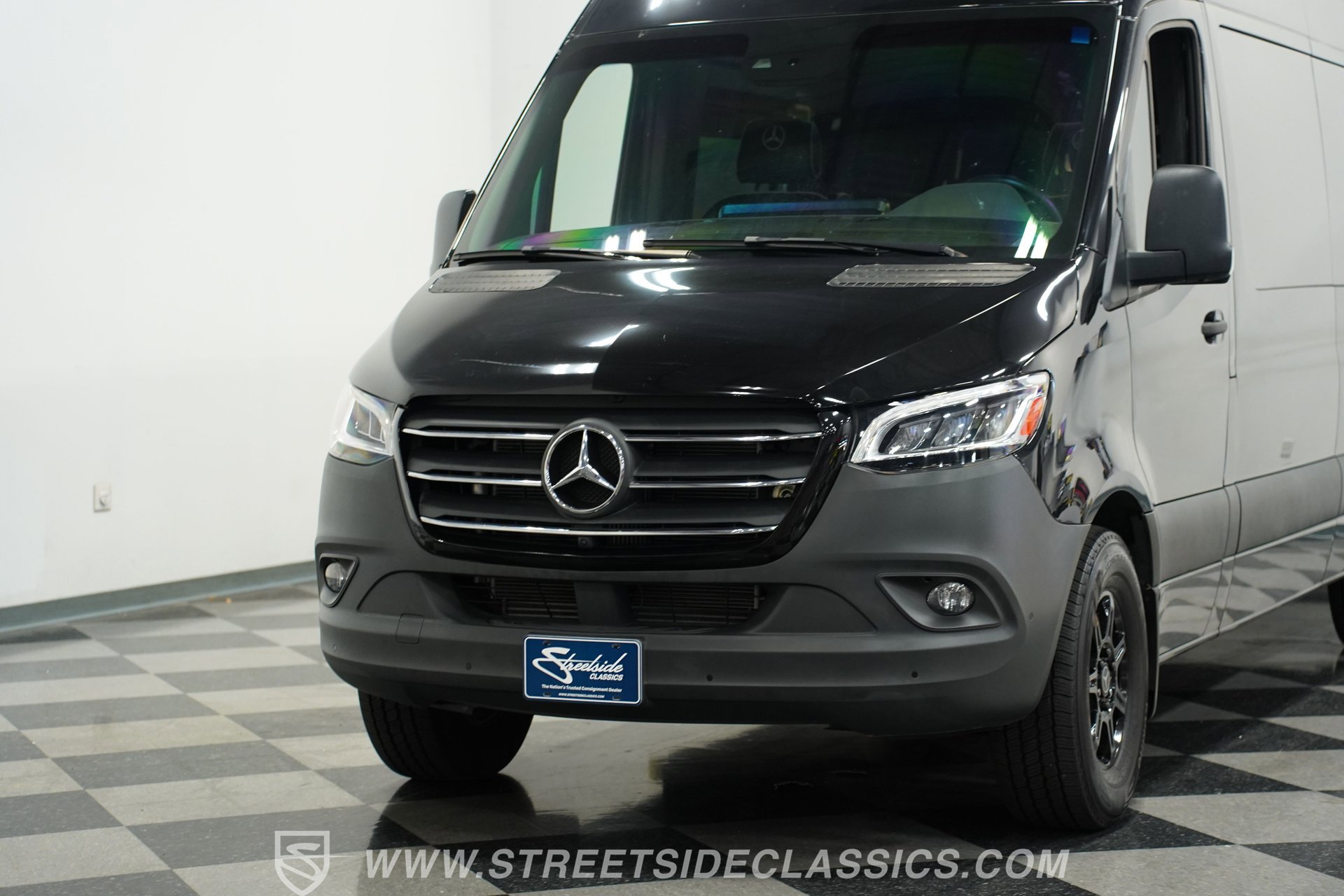 Used 2022 Mercedes-Benz Sprinter 2500 image 16
