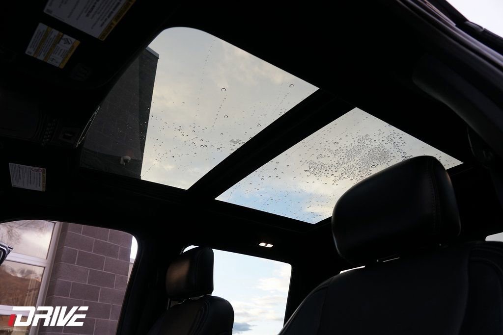 Used 2022 Ford F350 Lariat w/ Tremor Off-Road Package image 36