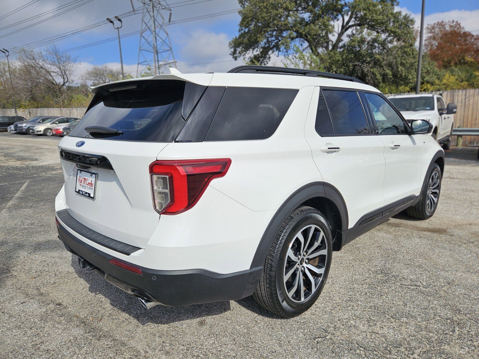 Certified 2023 Ford Explorer ST-Line w/ Class IV Trailer Tow Package image 4