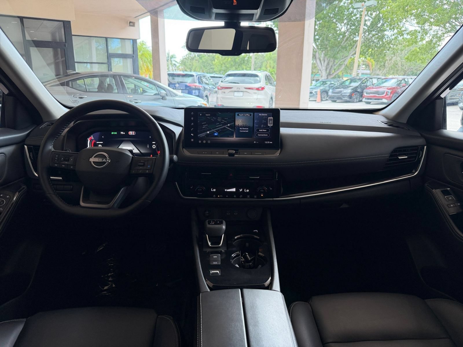 Used 2026 Nissan Rogue SL FWD image 28