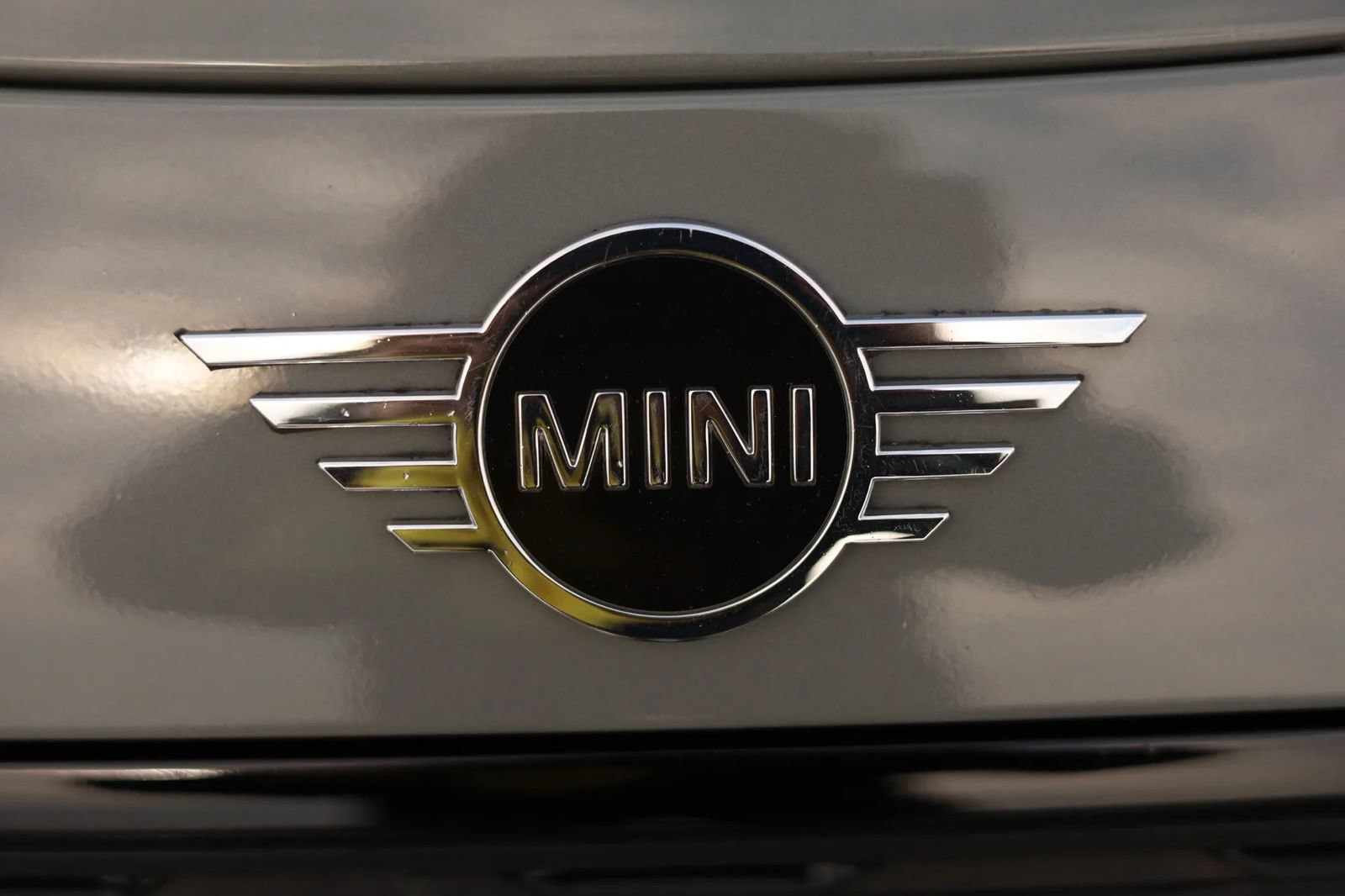 Used 2020 MINI Cooper Clubman S w/ Premium Package AWD/4WD image 10