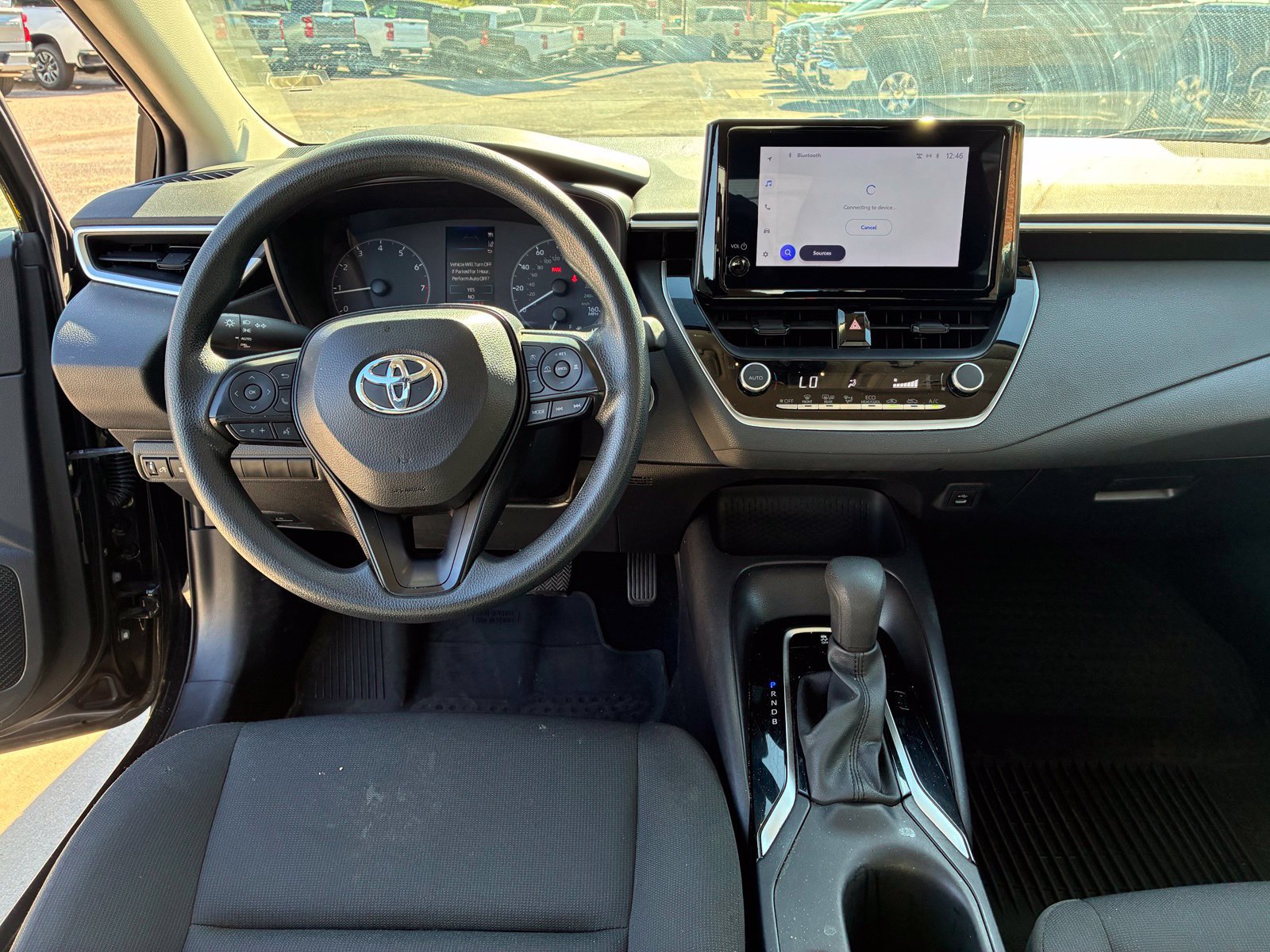 Used 2024 Toyota Corolla LE w/ LE Convenience Package FWD image 4