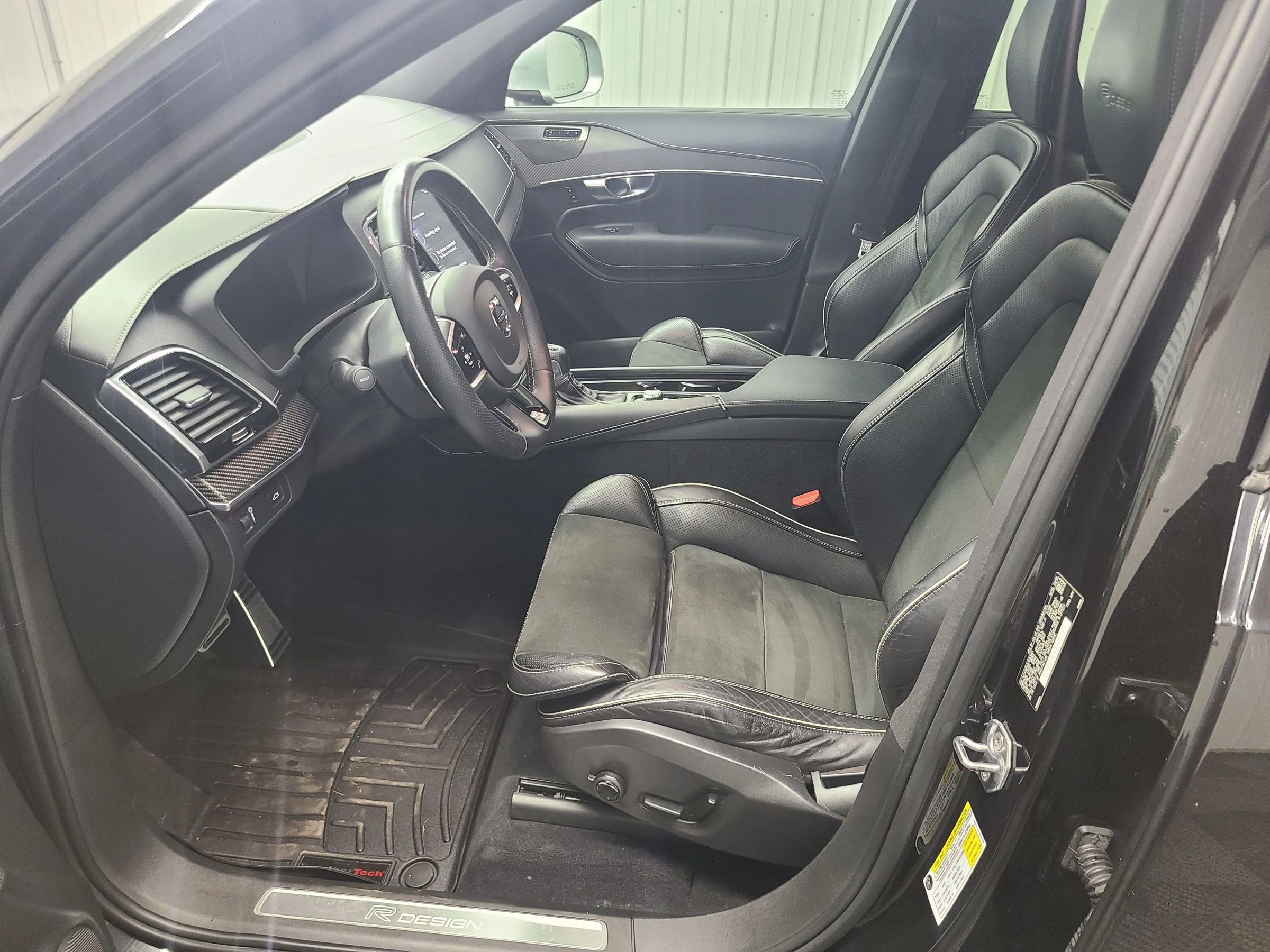 Used 2019 Volvo XC90 T5 R-Design w/ Protection Package AWD/4WD image 23