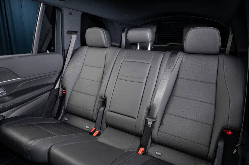 Certified 2025 Mercedes-Benz GLS 450 4MATIC image 29