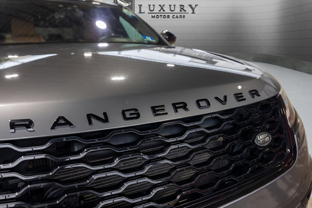 Used 2019 Land Rover Range Rover Velar R-Dynamic SE AWD/4WD image 17