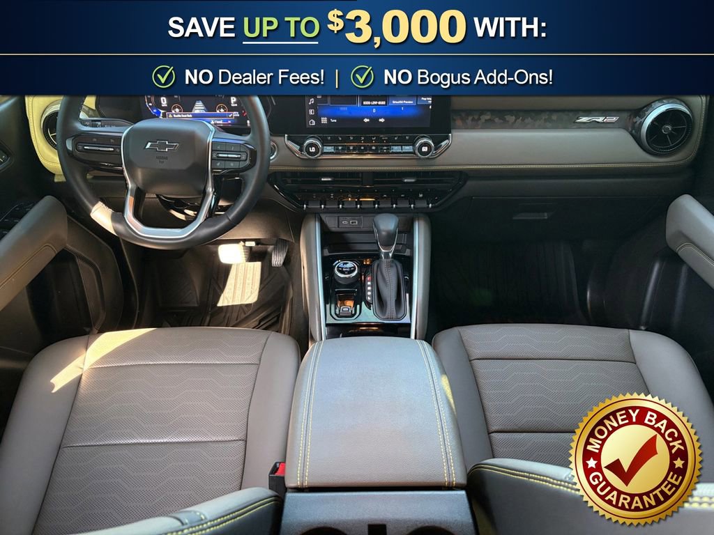 Used 2025 Chevrolet Colorado ZR2 w/ Midnight Edition image 17