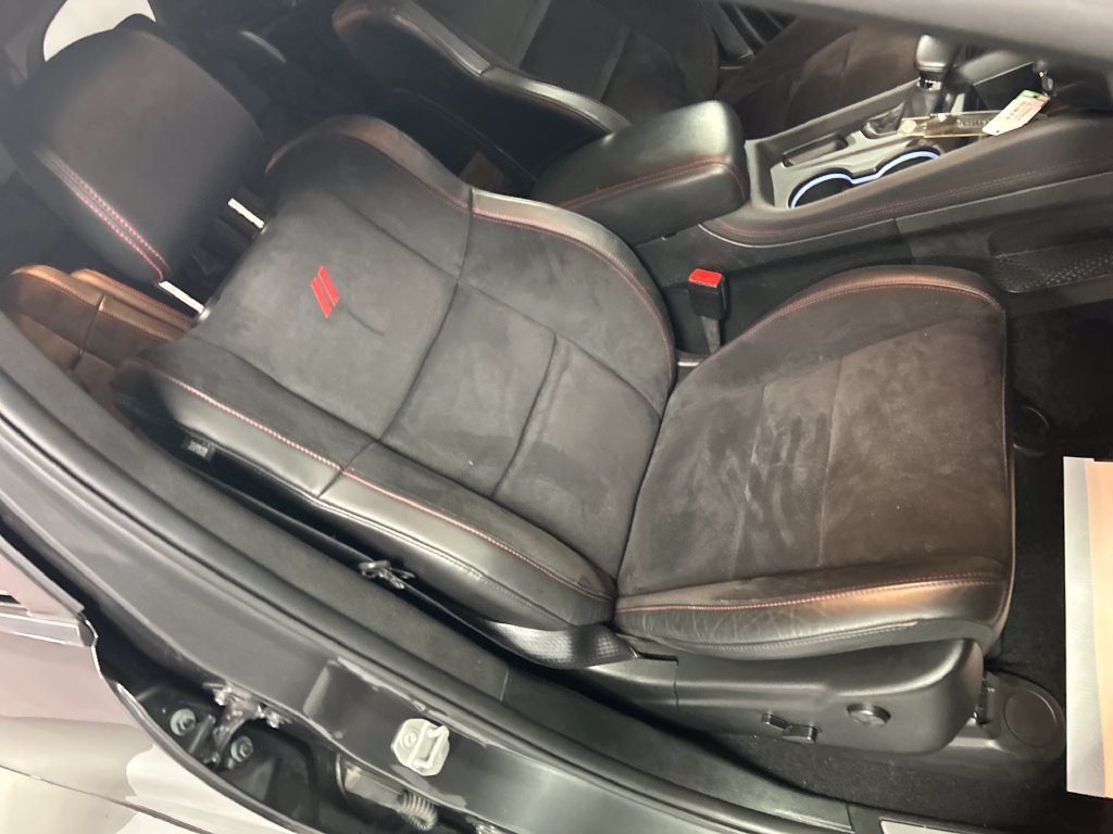 Used 2025 Dodge Durango GT AWD/4WD image 27