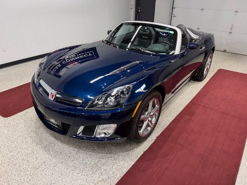 Used 2007 Saturn Sky Red Line RWD image 4