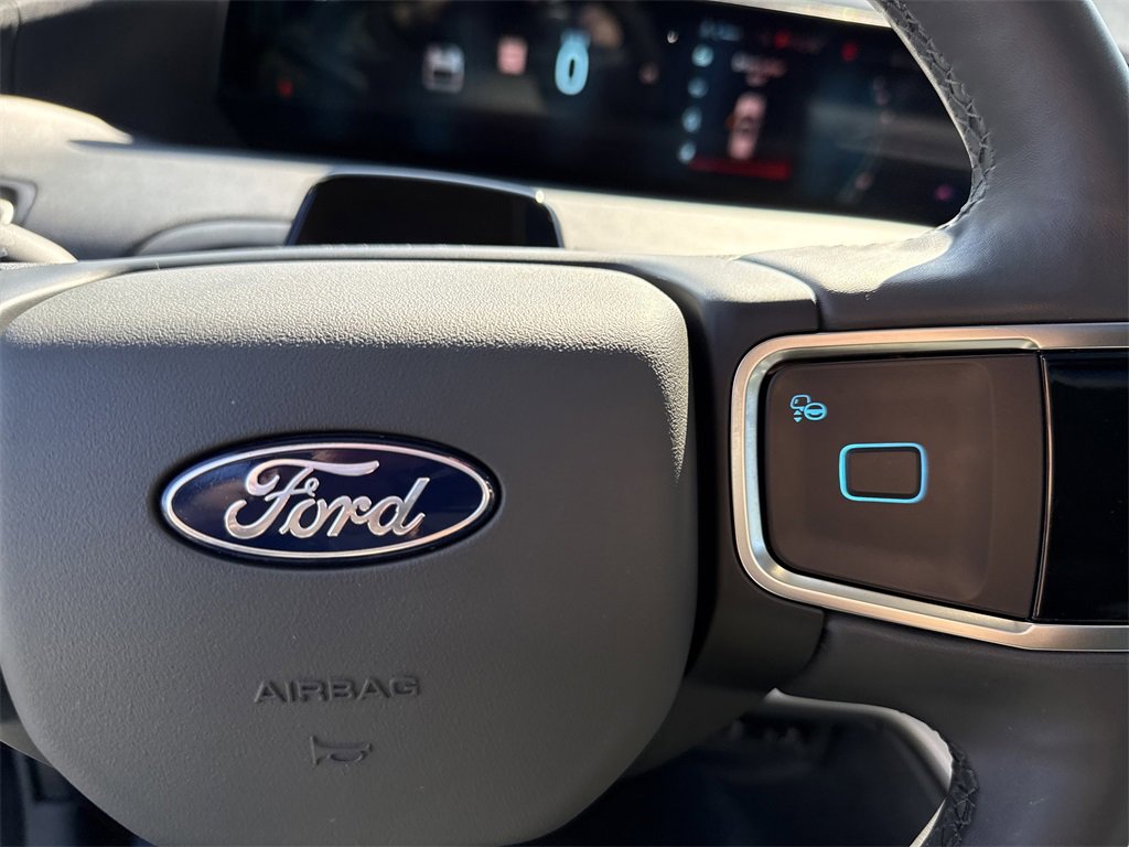 Used 2025 Ford Expedition Max Active image 28