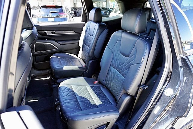 Used 2025 Kia Telluride EX X-Line AWD/4WD image 26