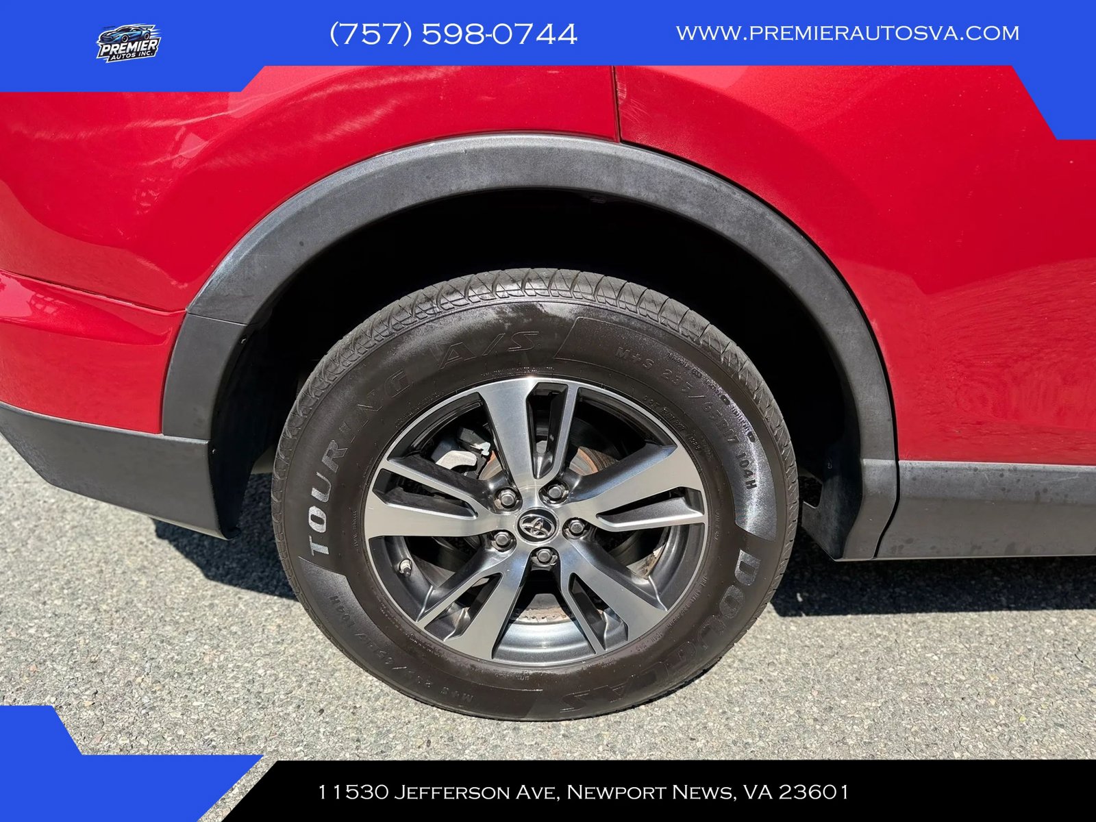 Used 2017 Toyota RAV4 LE FWD image 11