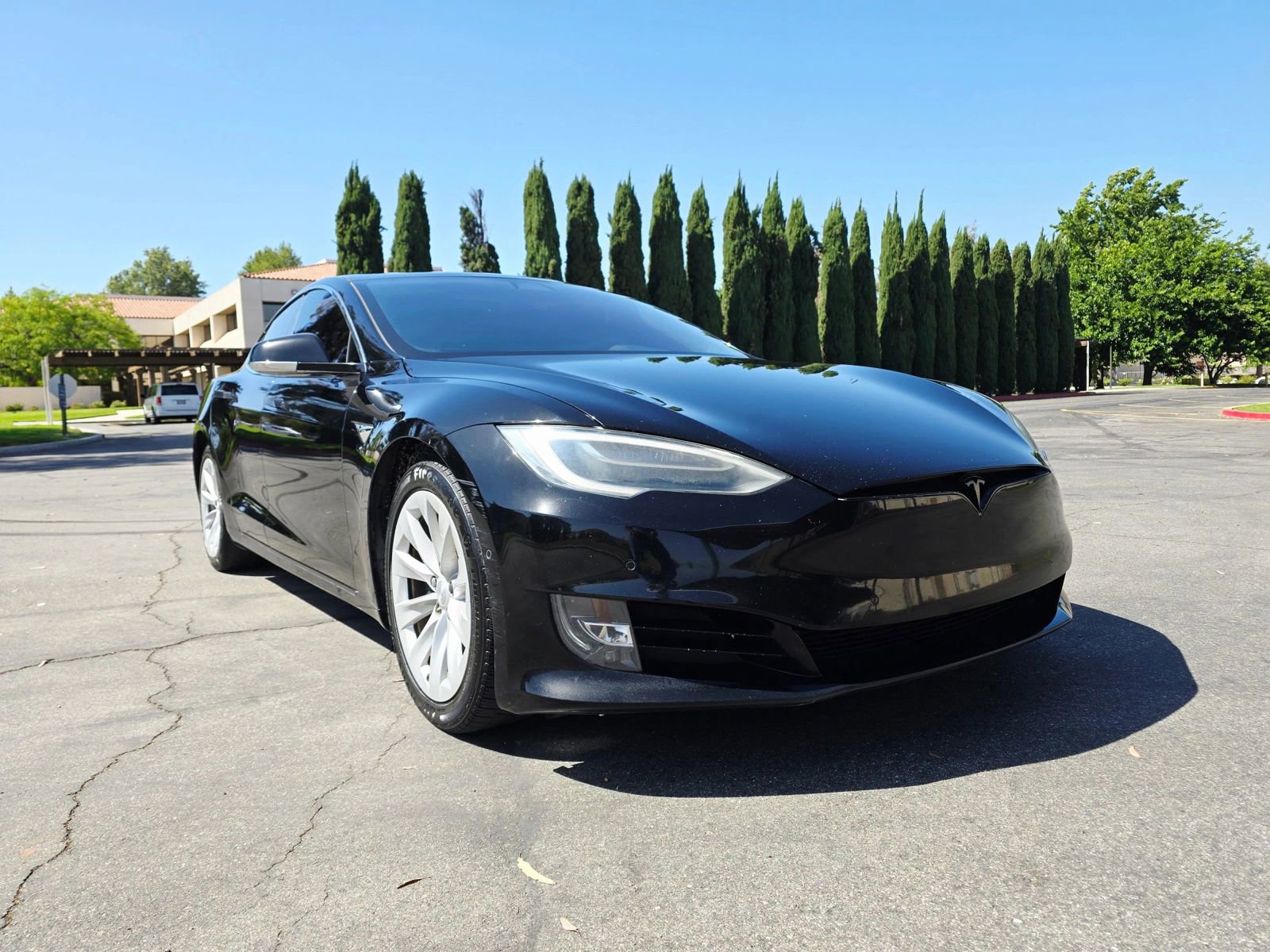 Used 2018 Tesla Model S 75D image 1