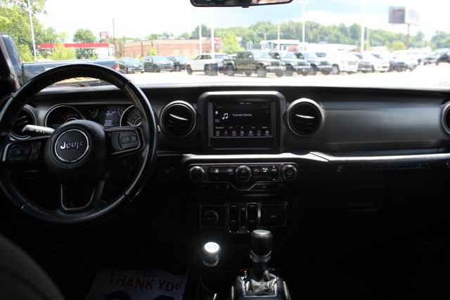Used 2022 Jeep Wrangler Unlimited Sport AWD/4WD image 17