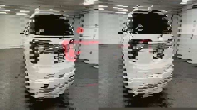 Certified 2023 GMC Acadia Denali w/ Denali Ultimate Package image 7