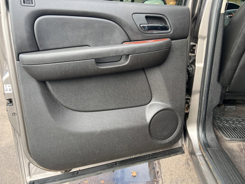 Used 2012 GMC Sierra 2500 SLT w/ SLT Convenience Package image 4