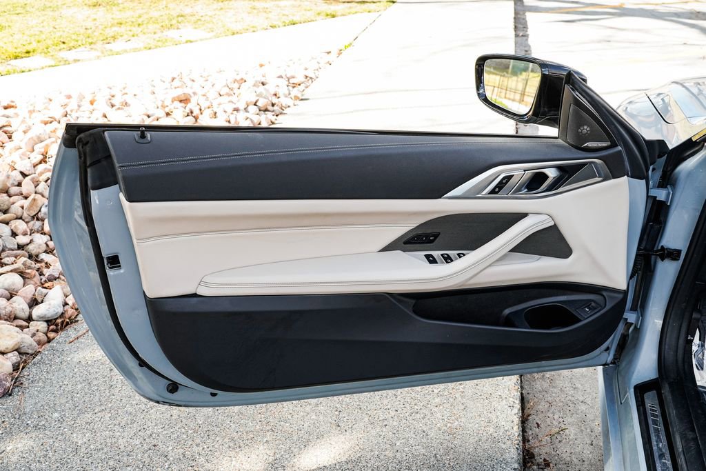 Used 2023 BMW 440i xDrive Convertible w/ Premium Package image 15