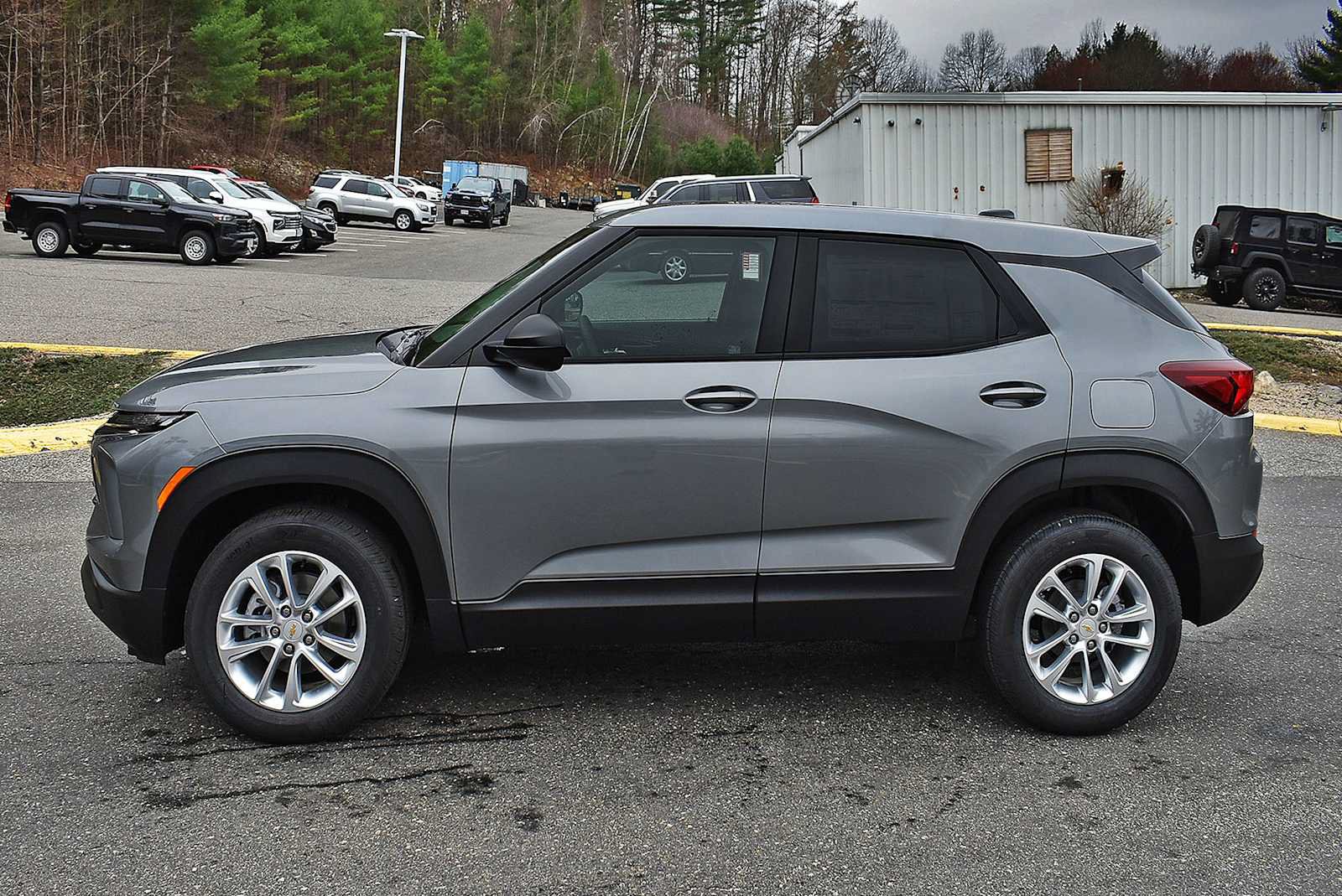 New 2026 Chevrolet TrailBlazer LS w/ LS Convenience Package AWD/4WD image 4