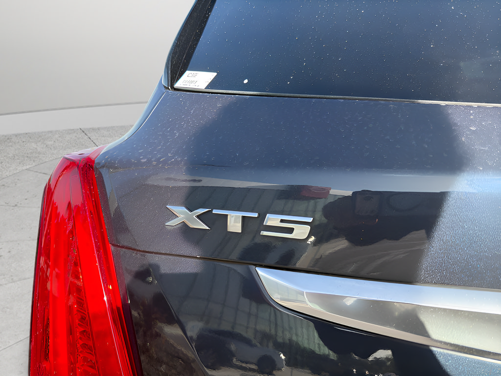 Used 2019 Cadillac XT5 FWD image 45