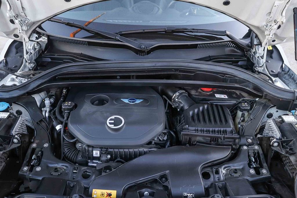 Used 2023 MINI Cooper Countryman SE w/ Storage Package image 35