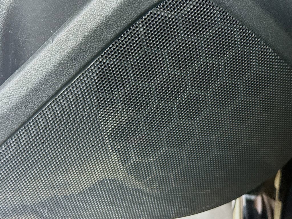 Used 2018 Subaru Impreza 2.0i Premium image 18