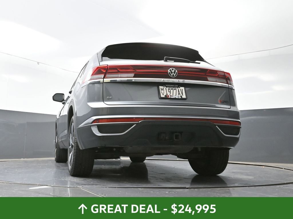 Used 2024 Volkswagen Atlas Cross Sport SE image 58