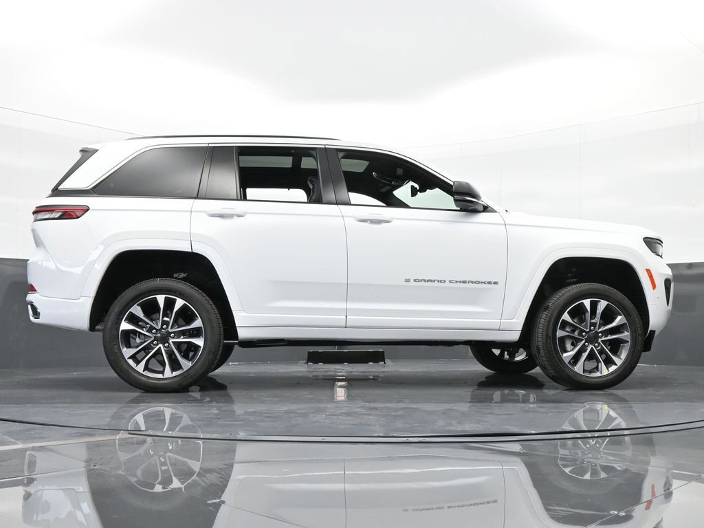 Used 2024 Jeep Grand Cherokee Overland w/ Luxury Tech Group IV image 64
