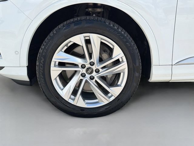 Used 2023 Audi Q7 3.0T Premium AWD/4WD image 42