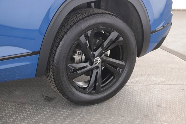 Used 2025 Volkswagen Atlas Cross Sport SEL R-Line AWD/4WD image 14