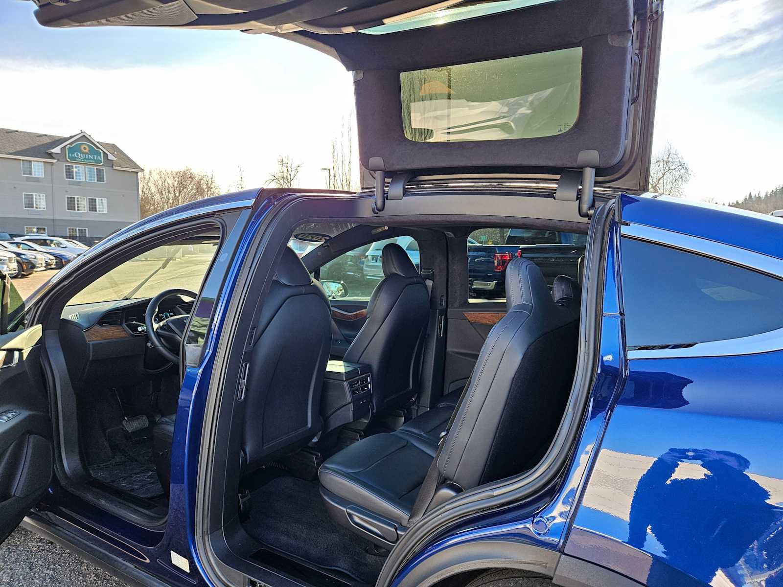 Used 2020 Tesla Model X Long Range image 19