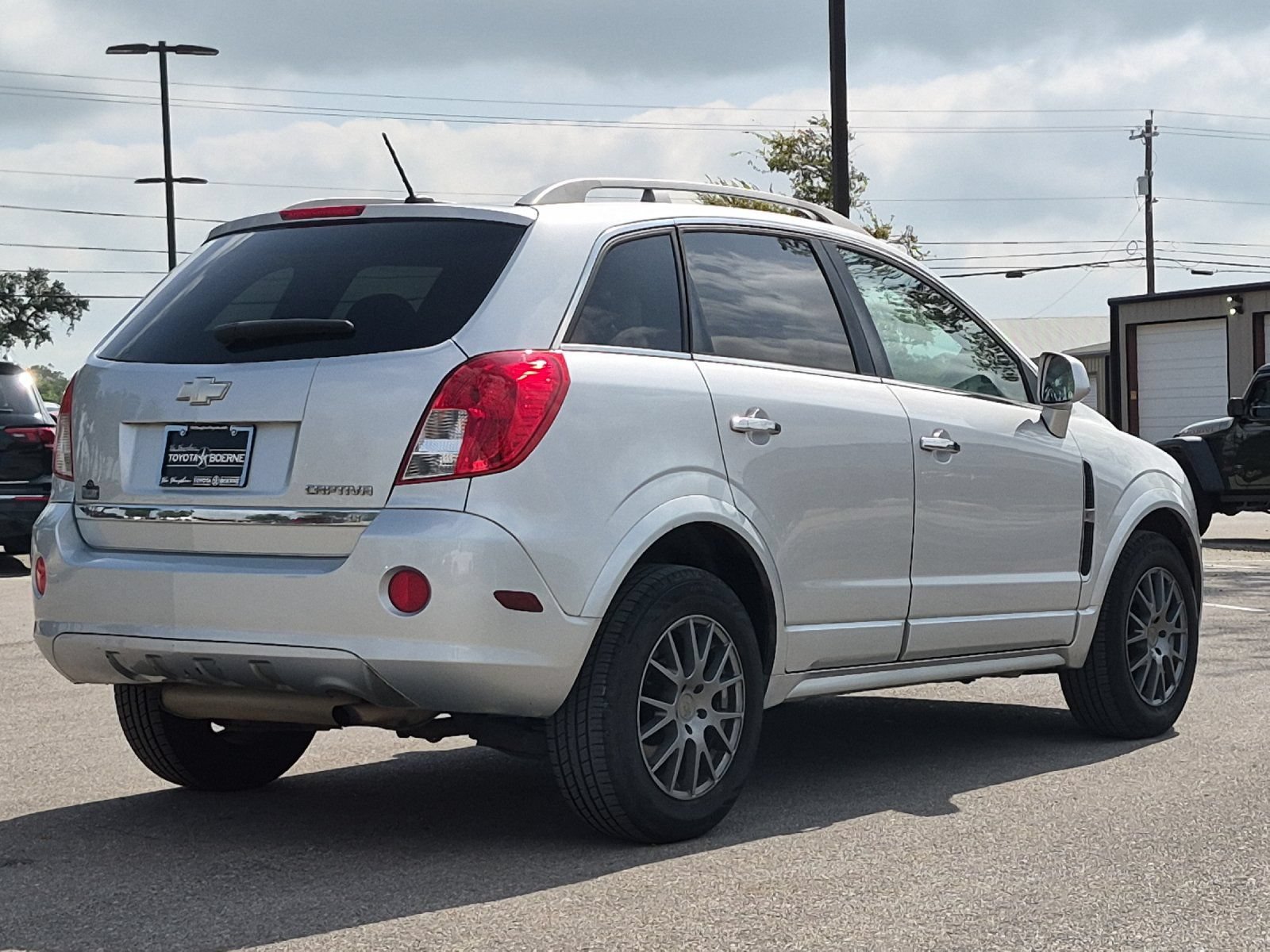 Used 2014 Chevrolet Captiva Sport LT FWD image 5