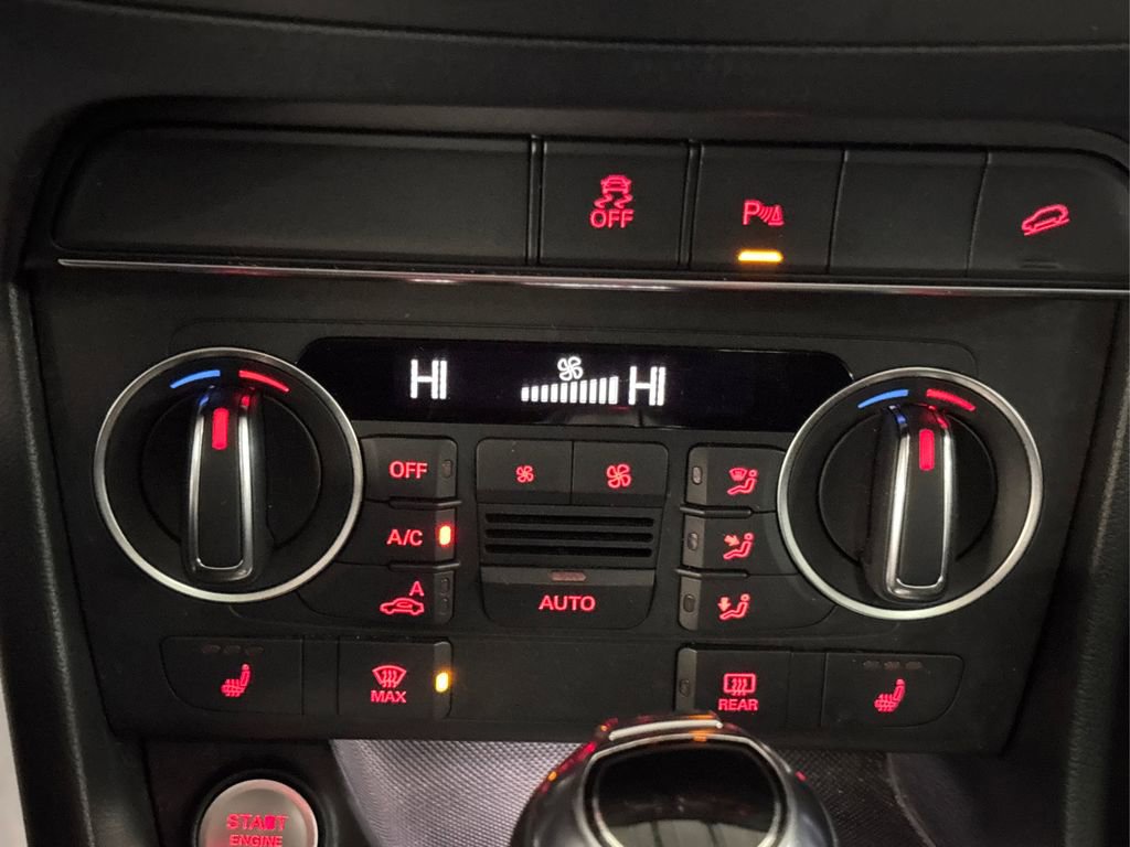 Used 2016 Audi Q3 2.0T Prestige w/ Prestige Package image 32