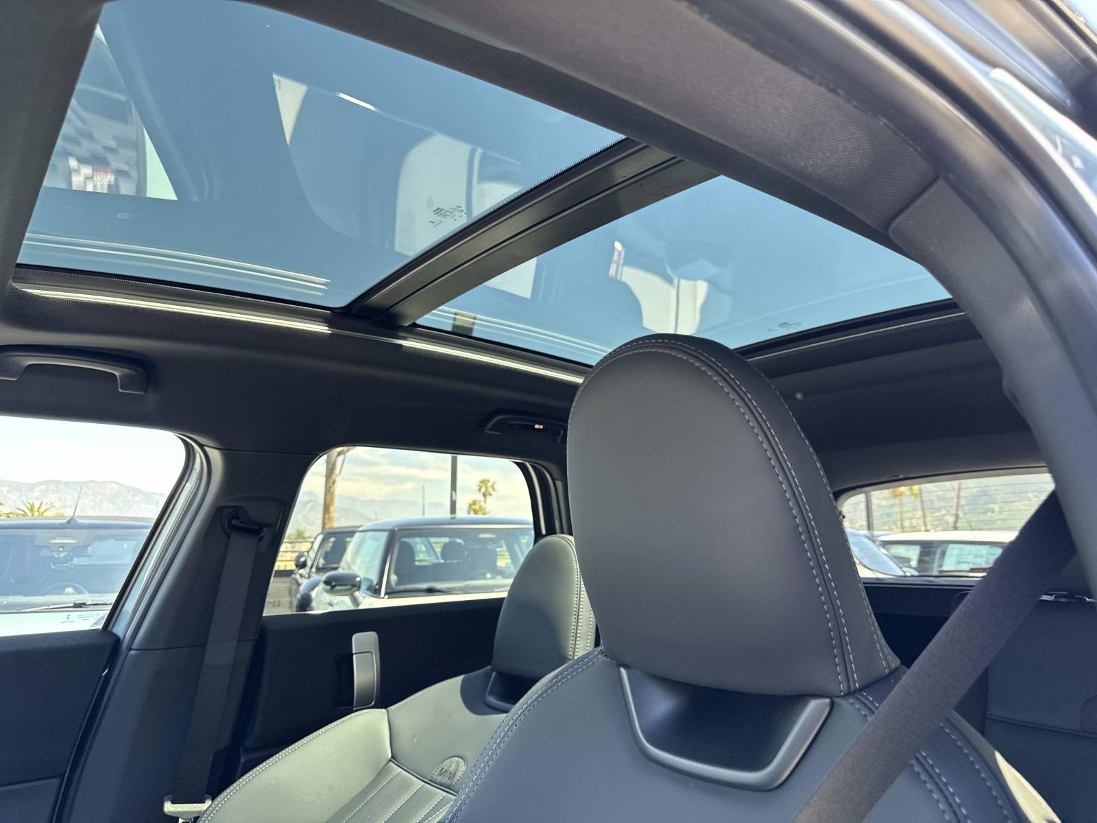 New 2026 MINI Cooper Countryman SE image 9