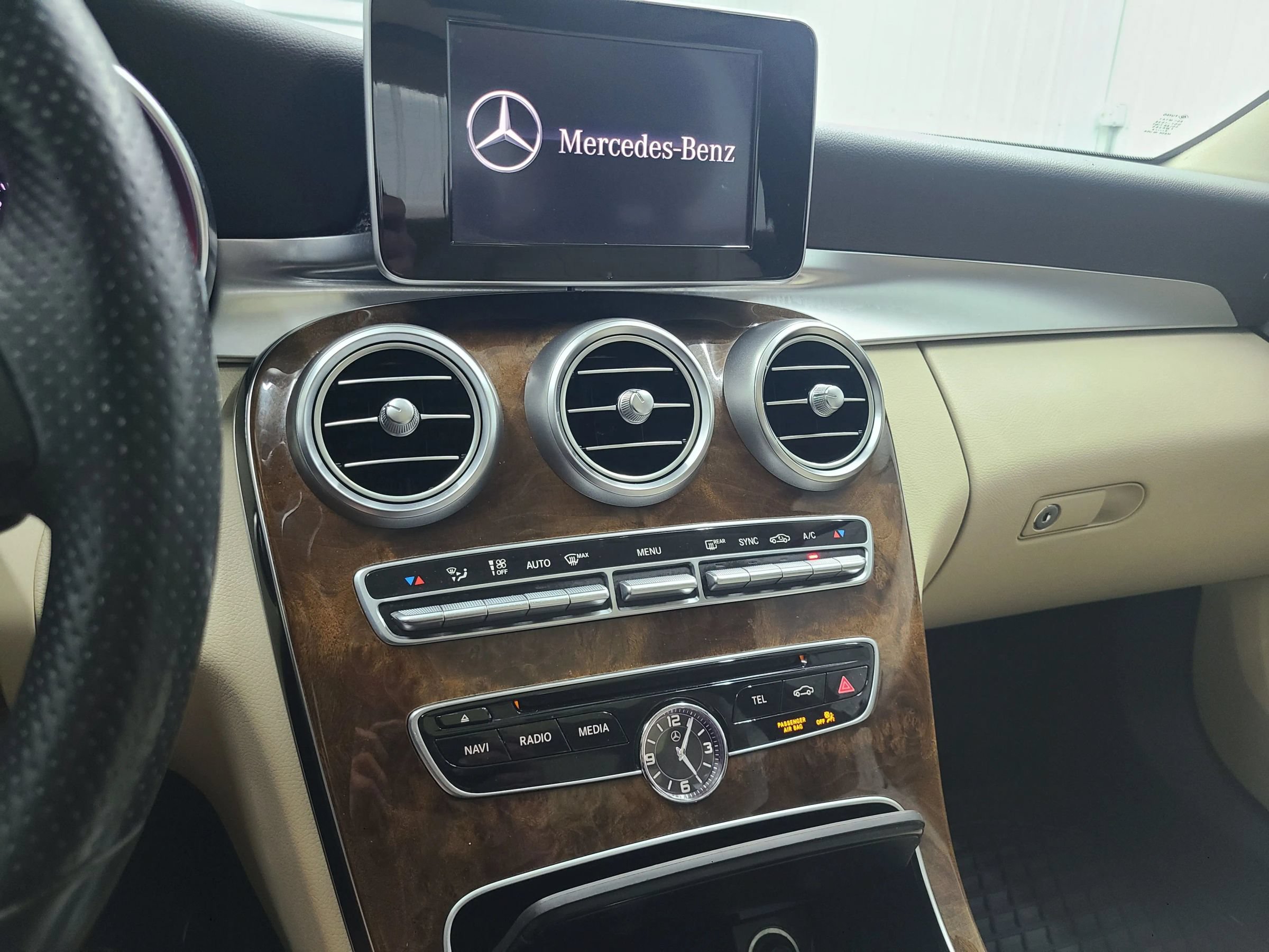 Used 2016 Mercedes-Benz C 300 4MATIC Sedan image 26