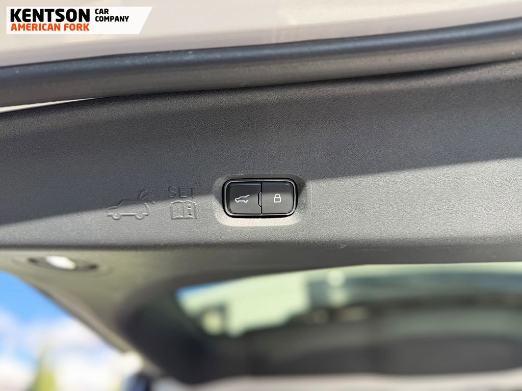 Used 2025 Ford Expedition Active image 46