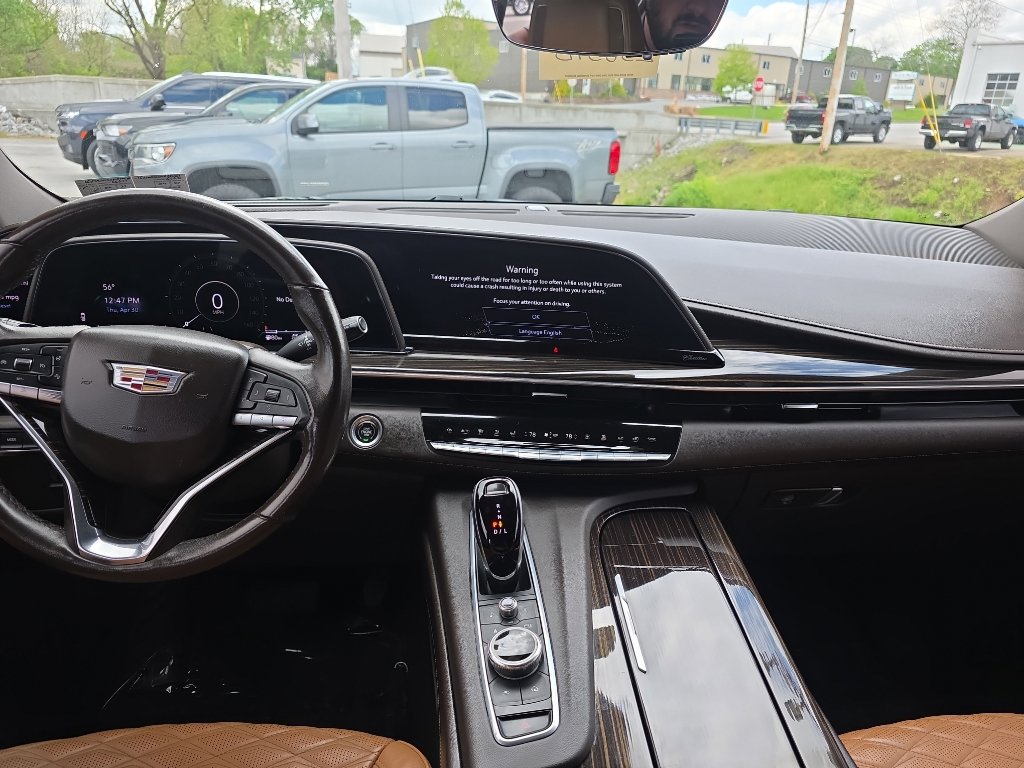 Used 2021 Cadillac Escalade ESV Premium Luxury AWD/4WD image 24