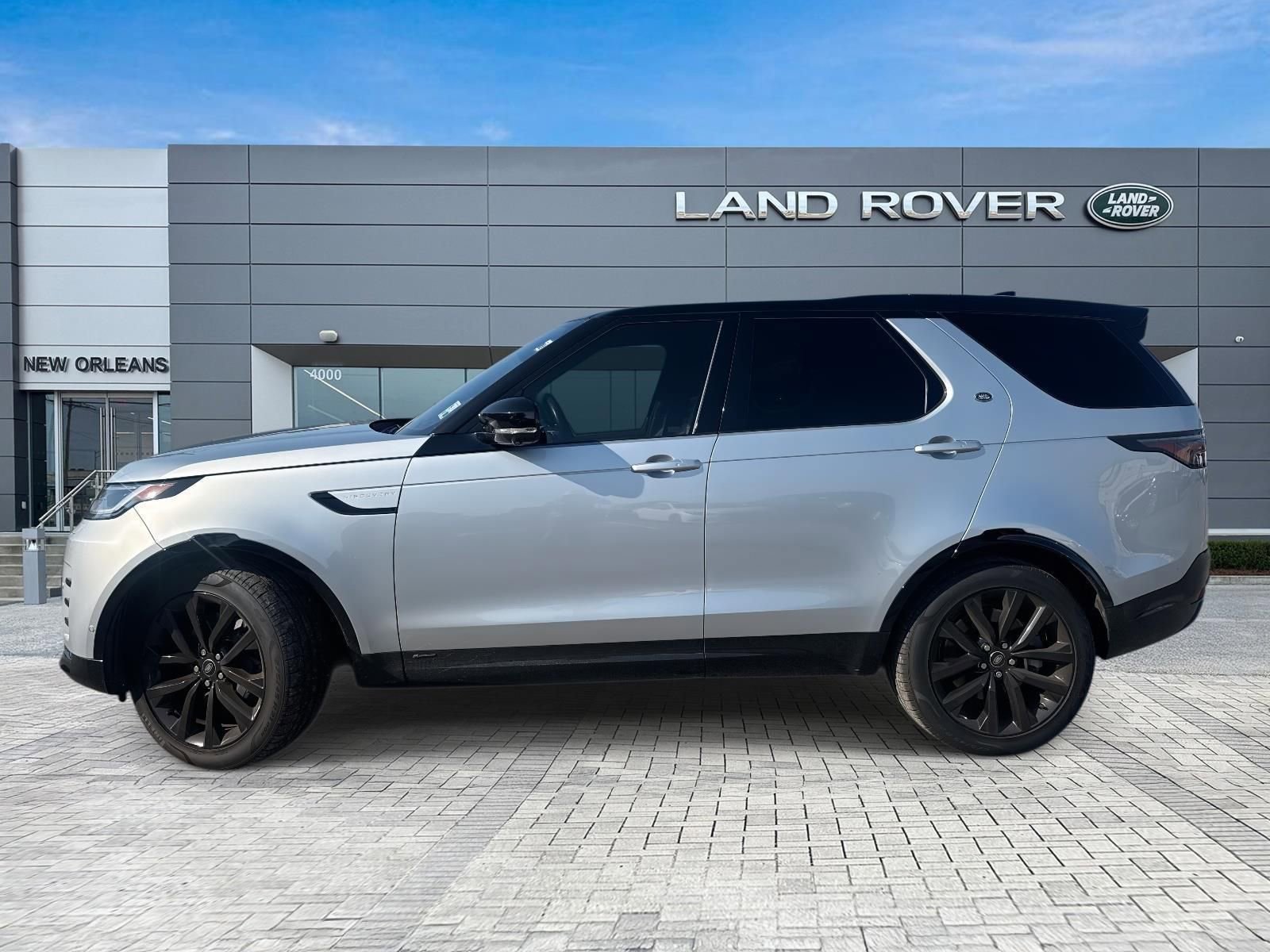 Used 2022 Land Rover Discovery S R-Dynamic image 2