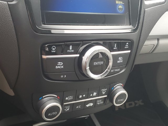 Used 2017 Acura RDX w/ Technology Package AWD/4WD image 25
