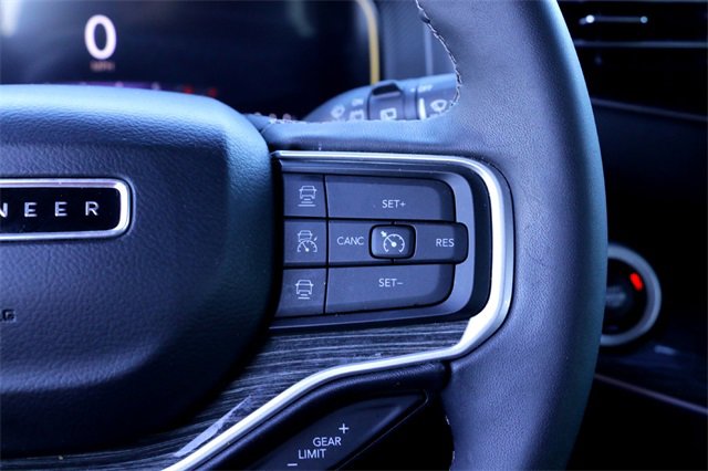 Used 2022 Jeep Wagoneer Series II image 14